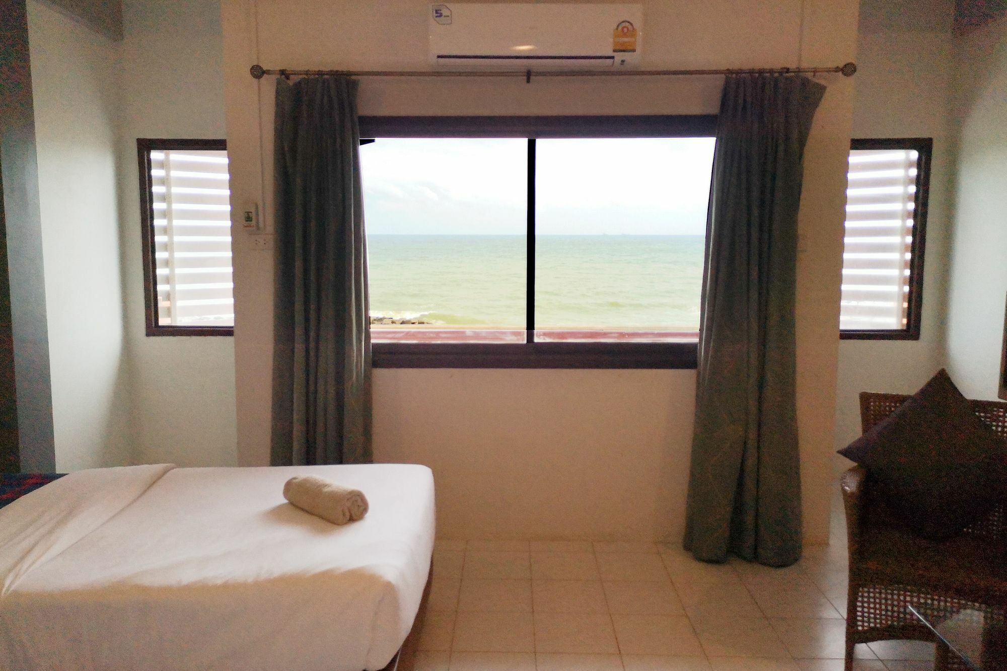 Gao Saengchan Beachfront Rayong Esterno foto